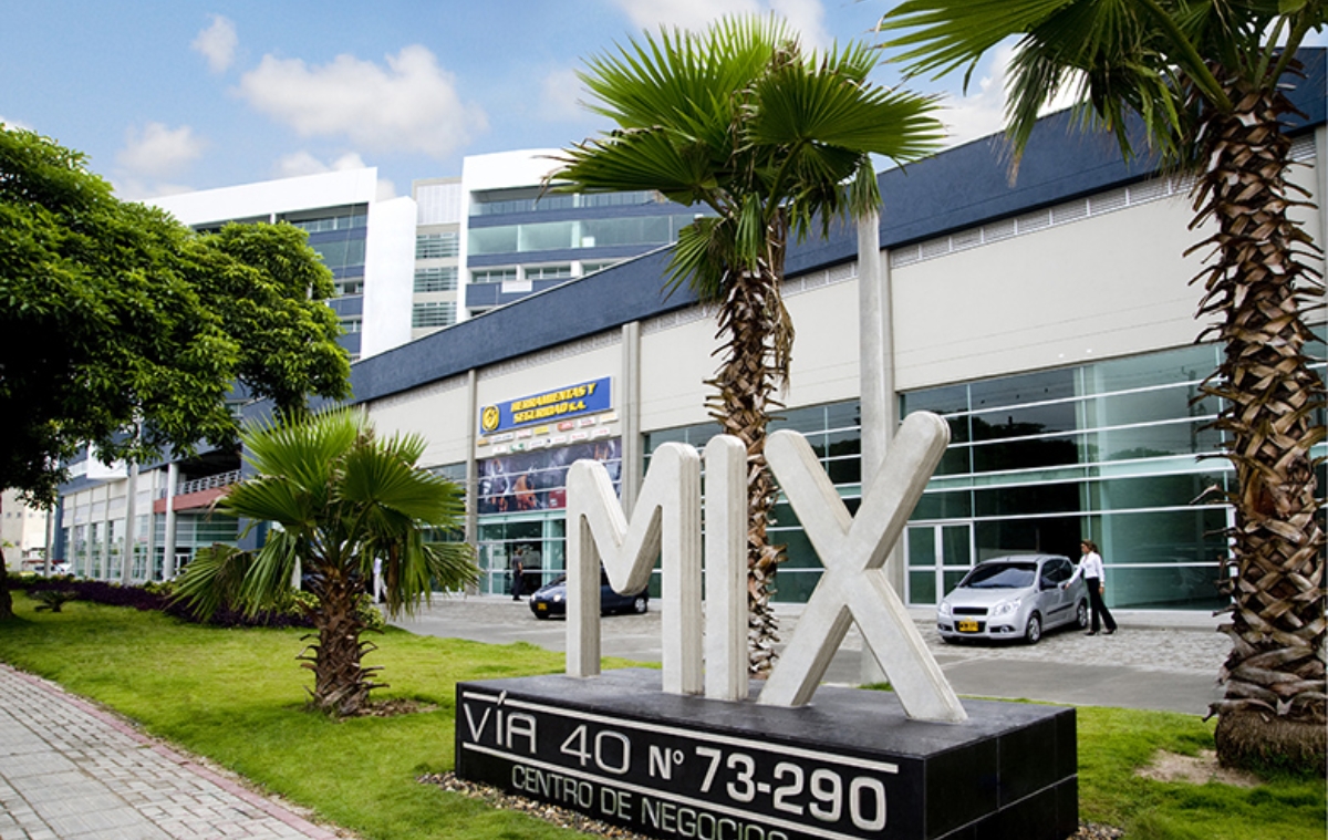 Centro comercial vía 40